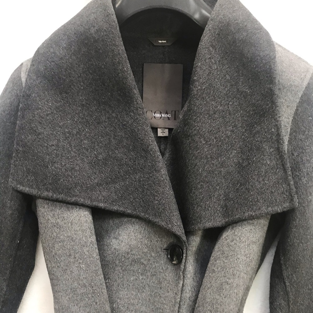 🤍 Vera Wang Coat 🤍